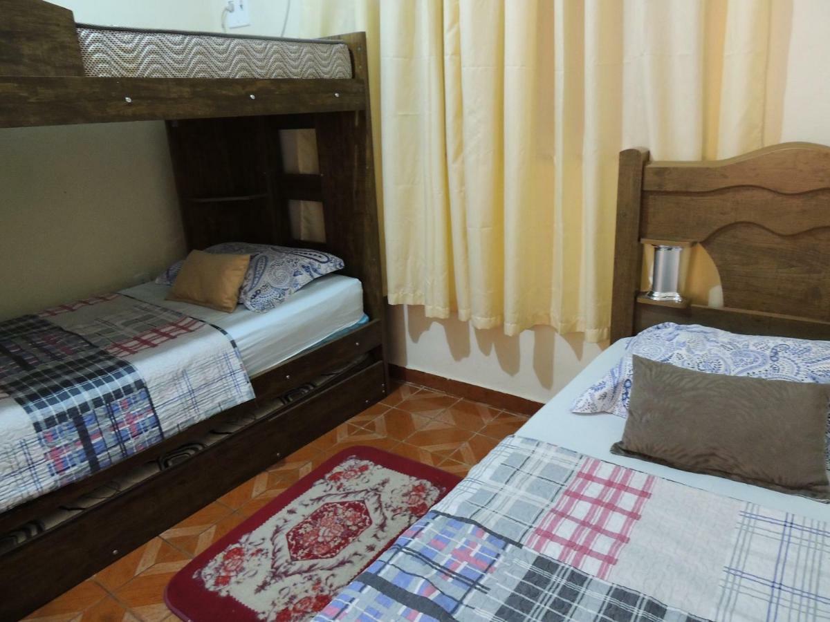 Quartos Em Casa In Caxias Da Paraiso Duque de Caxias Exteriér fotografie