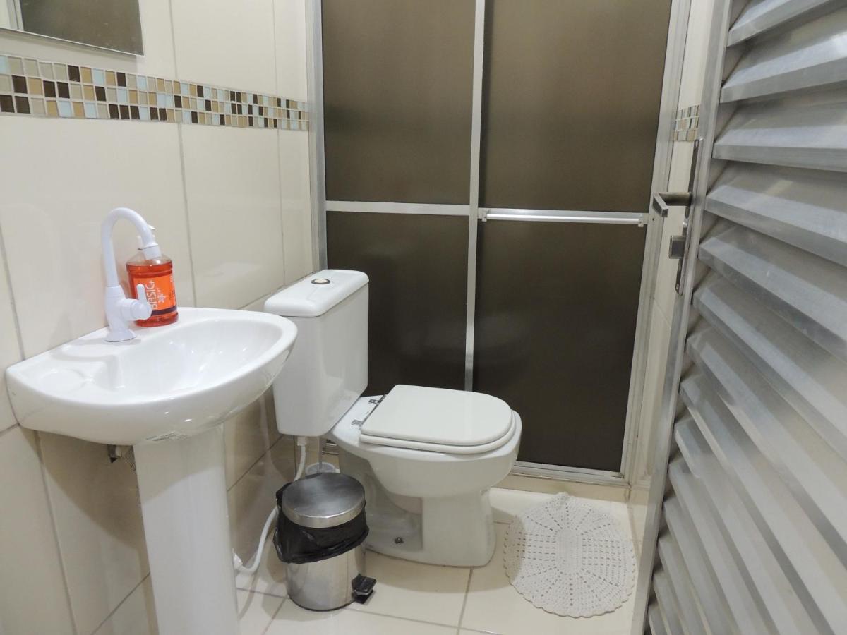 Quartos Em Casa In Caxias Da Paraiso Duque de Caxias Exteriér fotografie